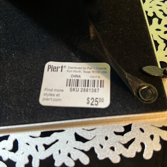 Pier 1 coral frame mirror - Picture 4 of 5